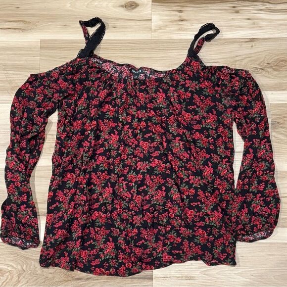 Torrid Floral Cold Shoulder Rose Print Crinkle Blouse Top Women’s Large (0) - Picture 2 of 4